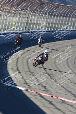 media/Jan-21-2023-Fastrack Riders (Sat) [[fcf3f88a30]]/Level 4/Session 2 Nascar 1/